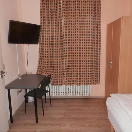 Relax Hotel-Ludwigshafen Zewnętrze zdjęcie