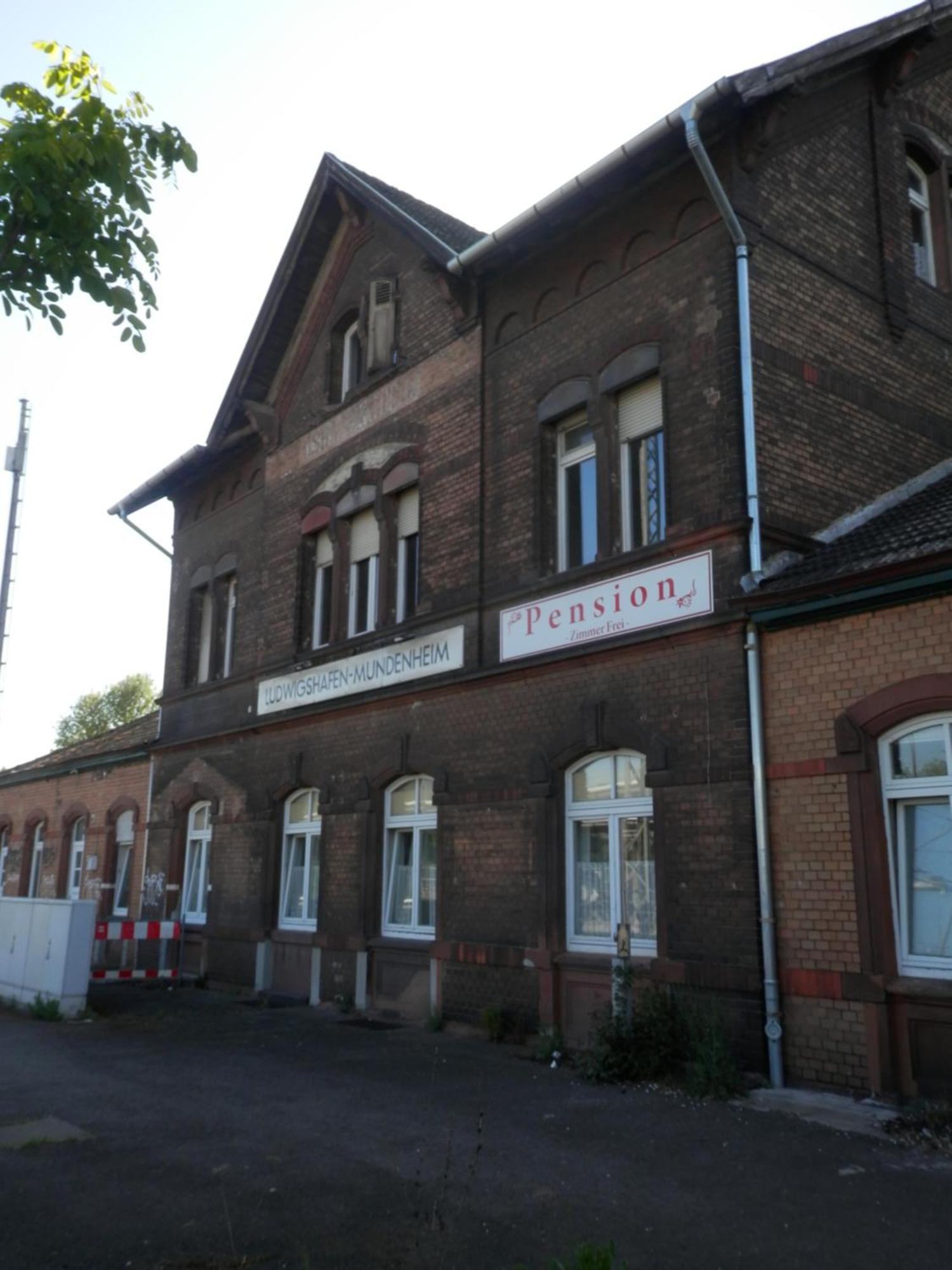 Relax Hotel-Ludwigshafen Zewnętrze zdjęcie